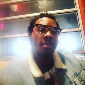 Meet your Posher, Logan